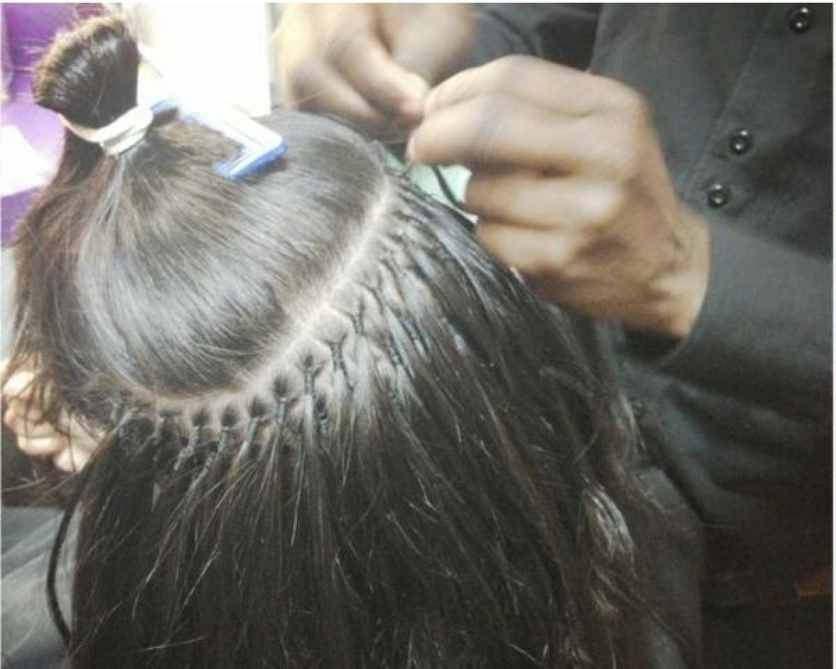 Extension de cheveux au fil à Marseille (13) Par Nia - Estheca
