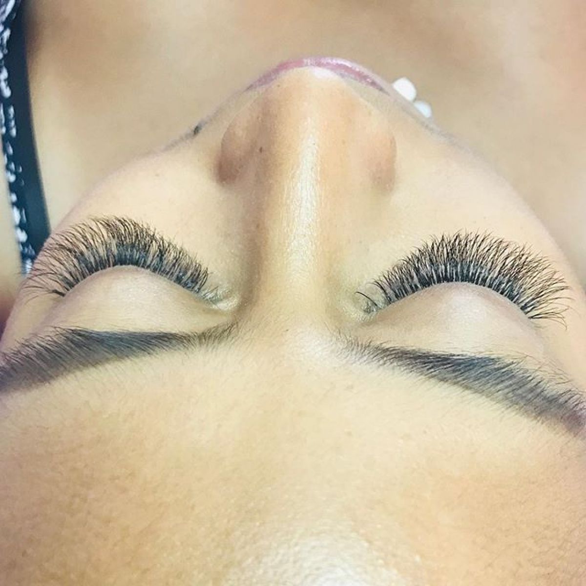 Extensions de cils à Mons-en-Baroeul (59) Par Sandra - Estheca
