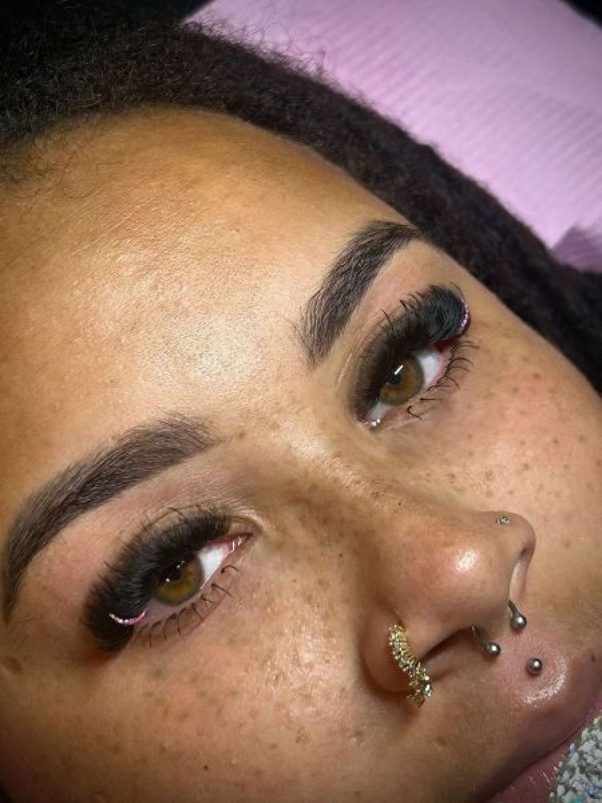 Extension de cils à Le Coudray-Montceaux (91) Par Amelia - Estheca