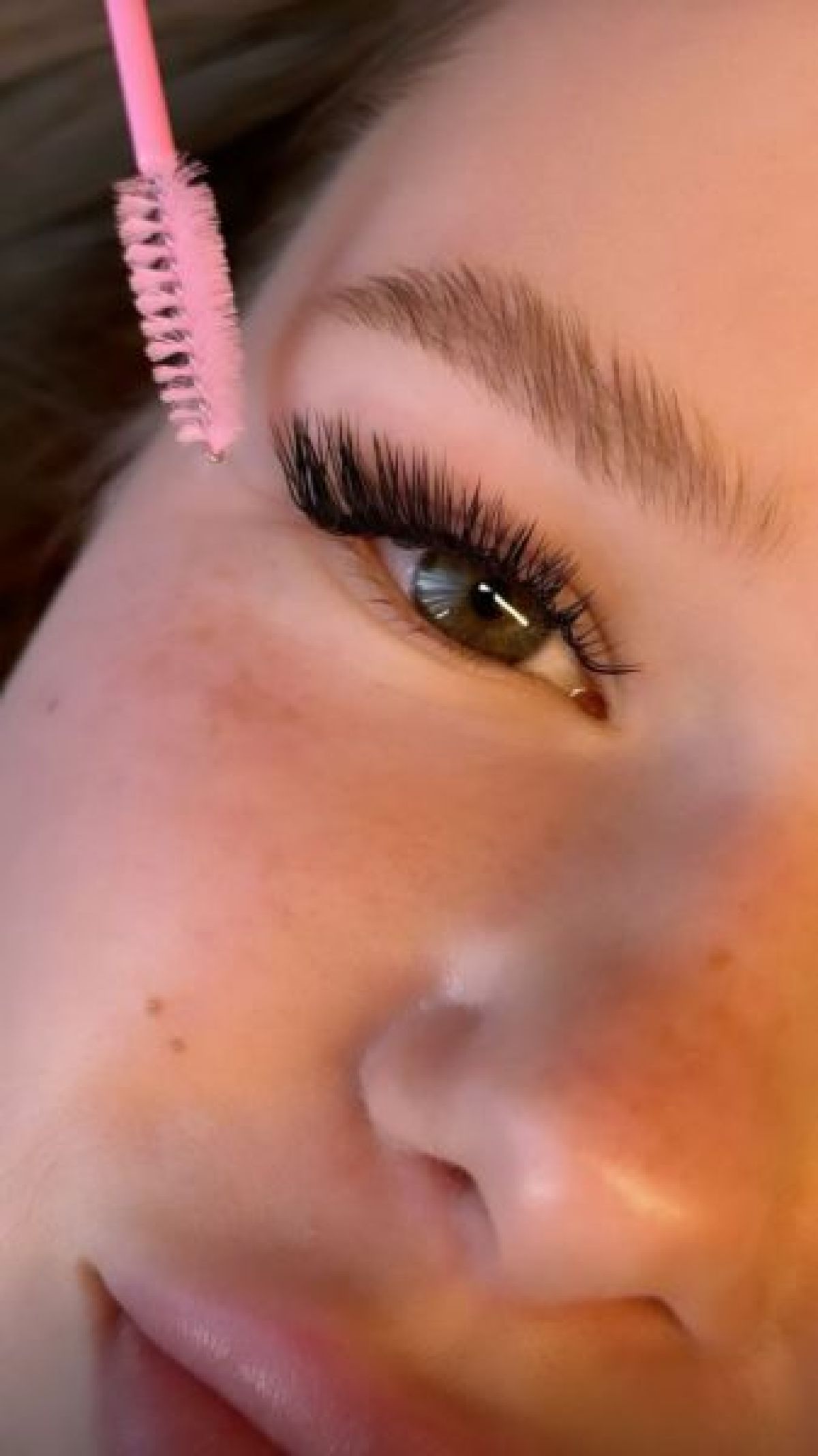 Extension de cils à Chambéry (73) Par Gabriela - Estheca