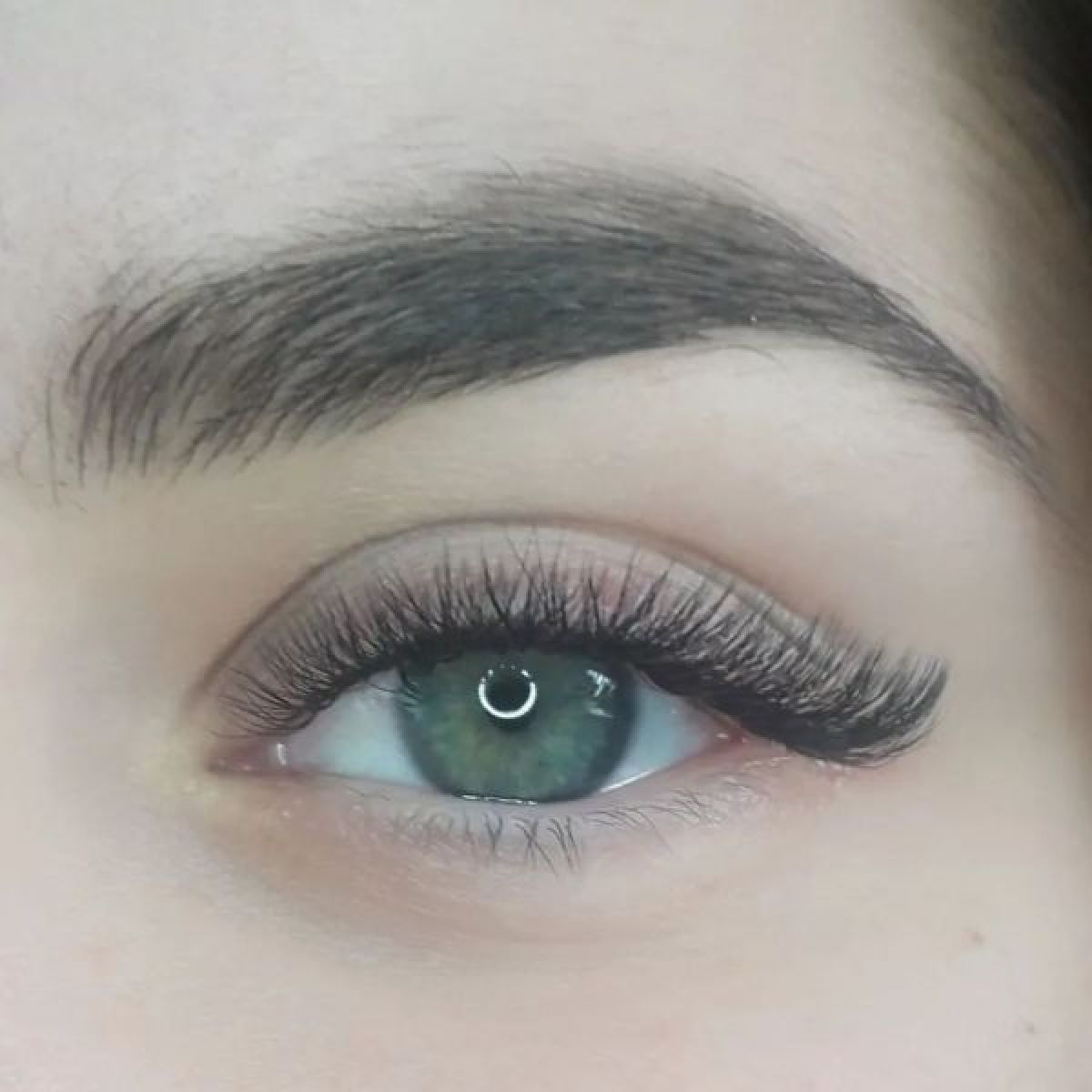 Extension de cils à Lhommaizé (86) Par Amandine - Estheca