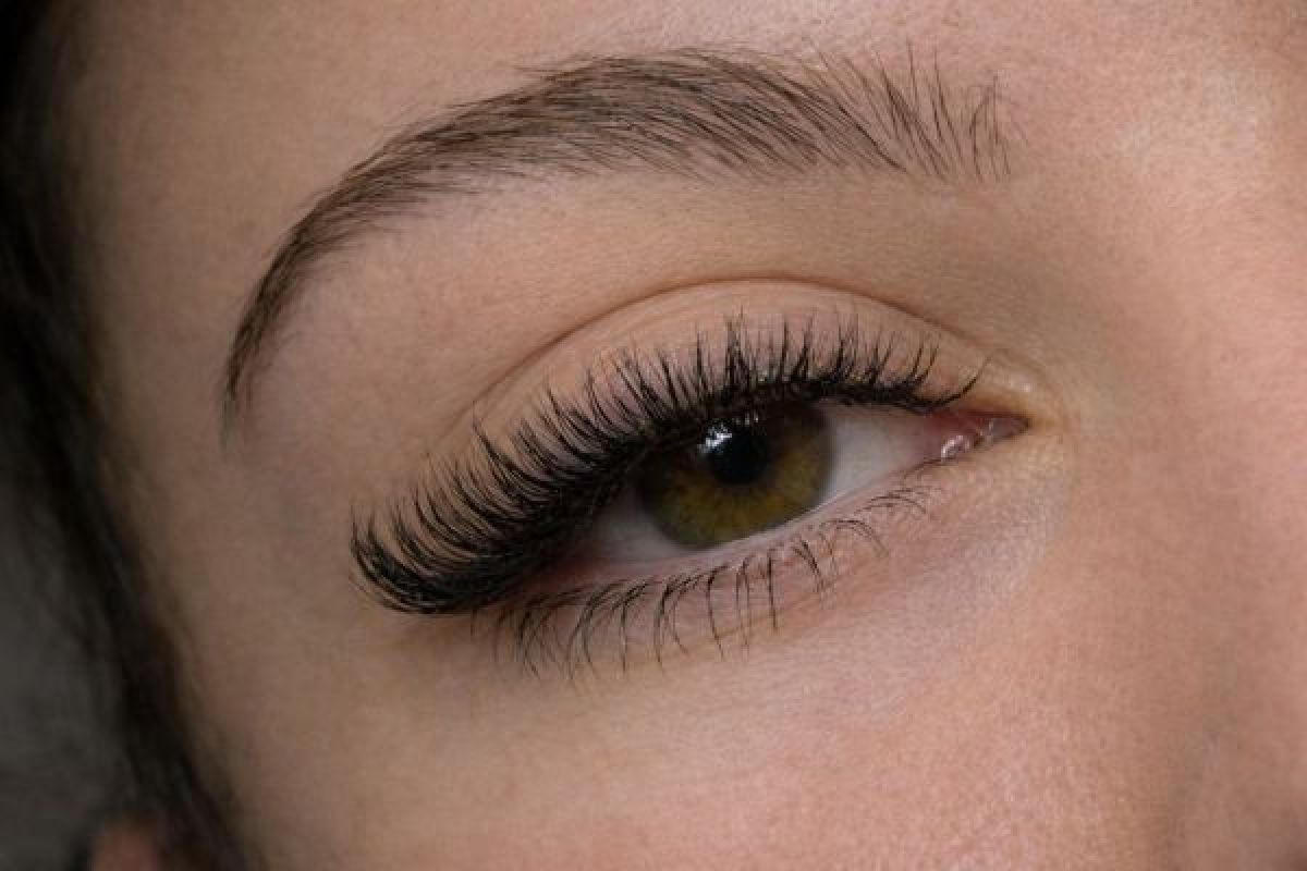 Extension de cils à Arbonne-la-Forêt (77) Par Suzanne - Estheca