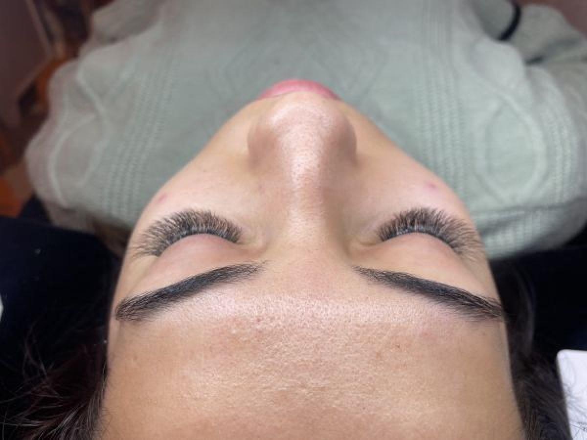 Extensions de cils à Bergerac (24) Par Marinela - Estheca