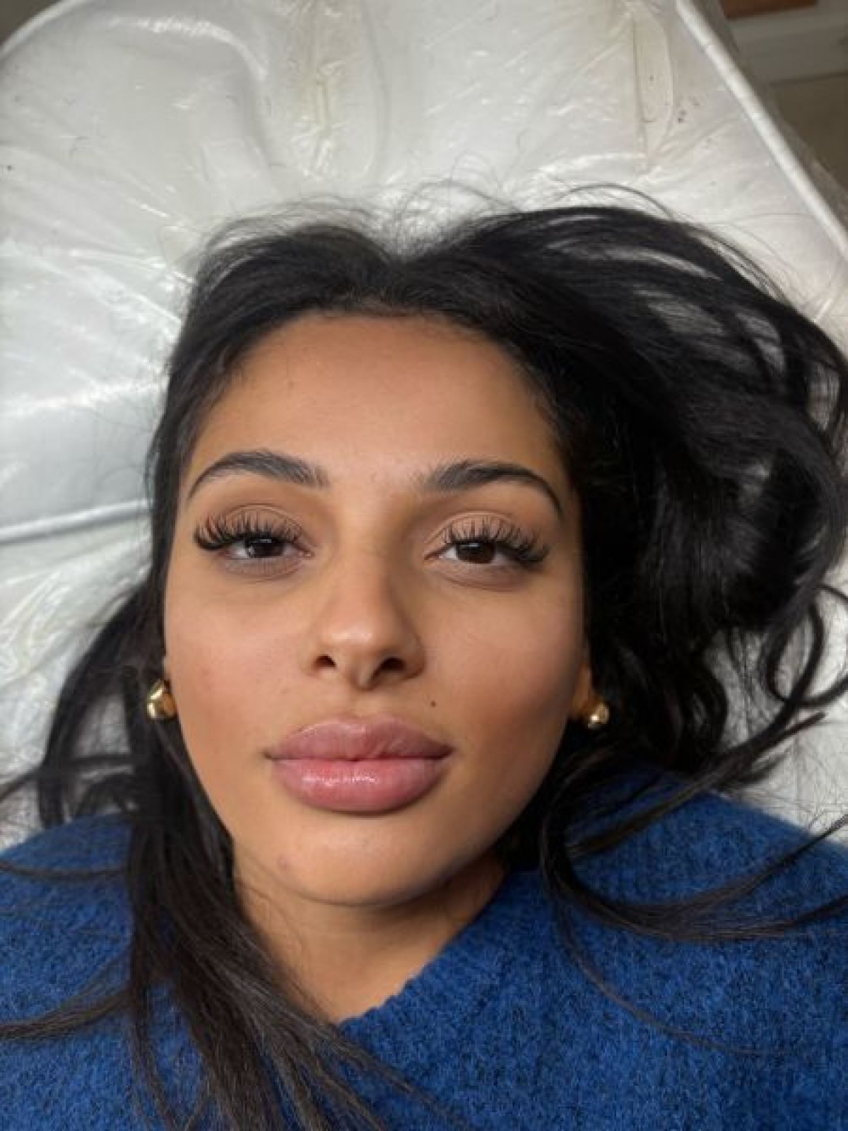 Extension de cils à Mureaux (78) Par Inès - Estheca