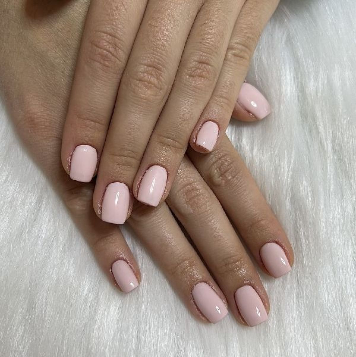 Beauté des mains à Morières-lès-Avignon (84) Par Alexia - Estheca