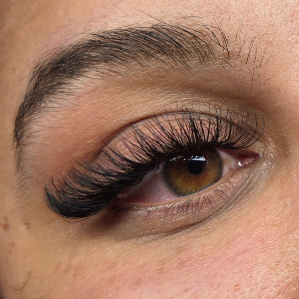 À Dammarie | Extension de cils | Les meilleures esthéticiennes
