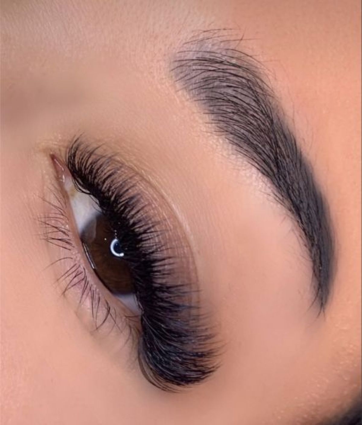 Extension de cils à Lattes (34) Par Fayna - Estheca