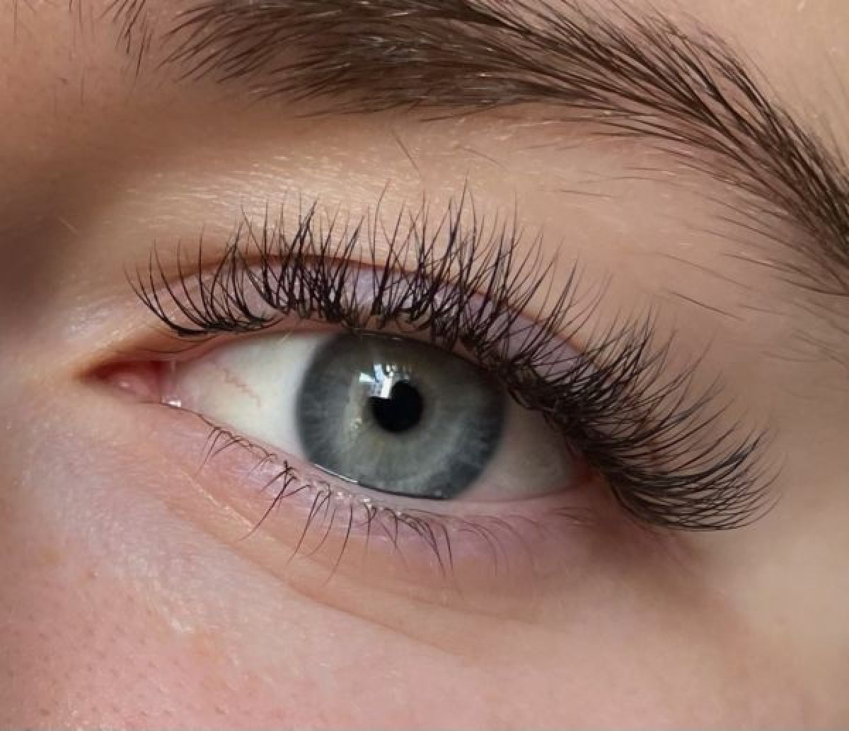 Extension de cils à Le Havre (76) Par Pauline - Estheca