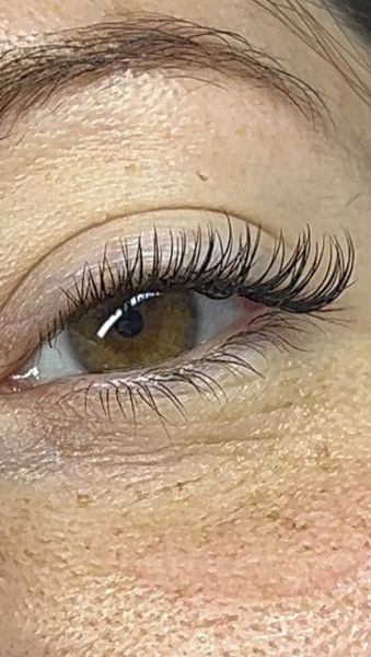 À Rombas | Extension de cils | Les meilleures esthéticiennes