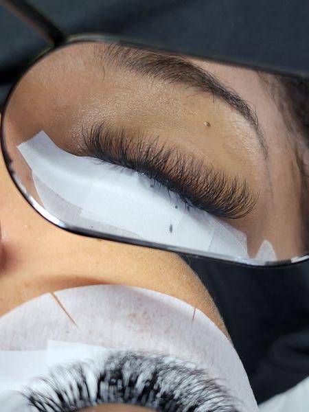 À Ormoy | Extension de cils | Les meilleures esthéticiennes