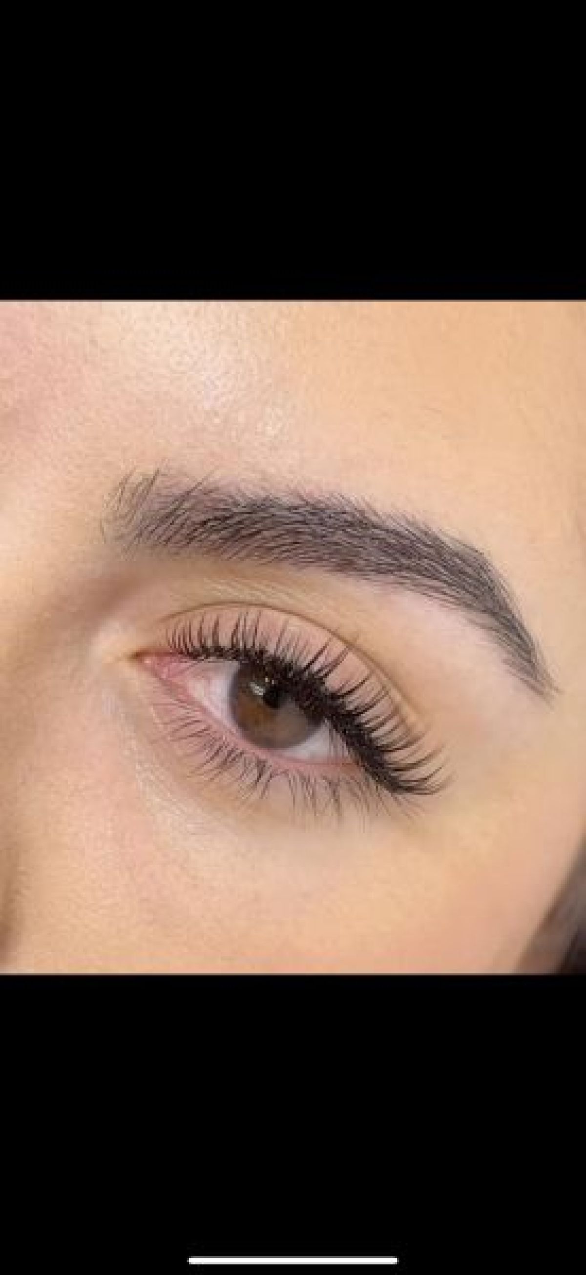 Extension de cils à Valence (26) Par Kyara - Estheca