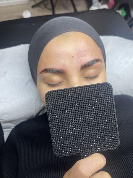 À Toulouse | Brow lift | Les meilleures esthéticiennes