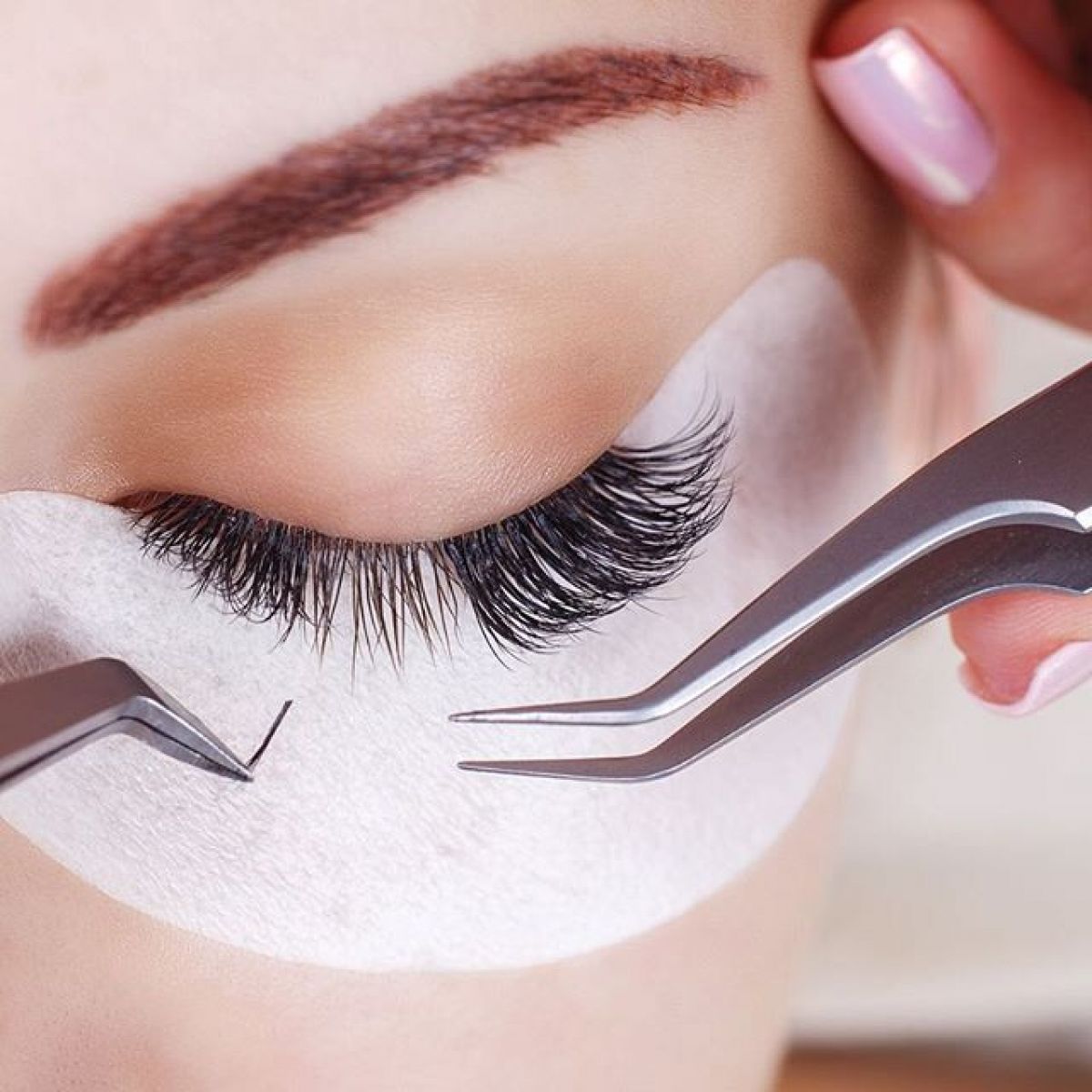 Extensions de cils à Corbeil-Essonnes (91) Par Manel - Estheca
