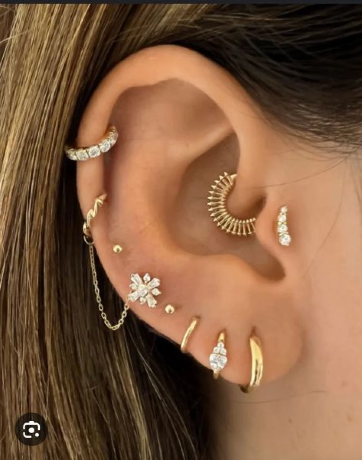 Piercing à Rillieux-la-Pape (69) Par Elvina - Estheca