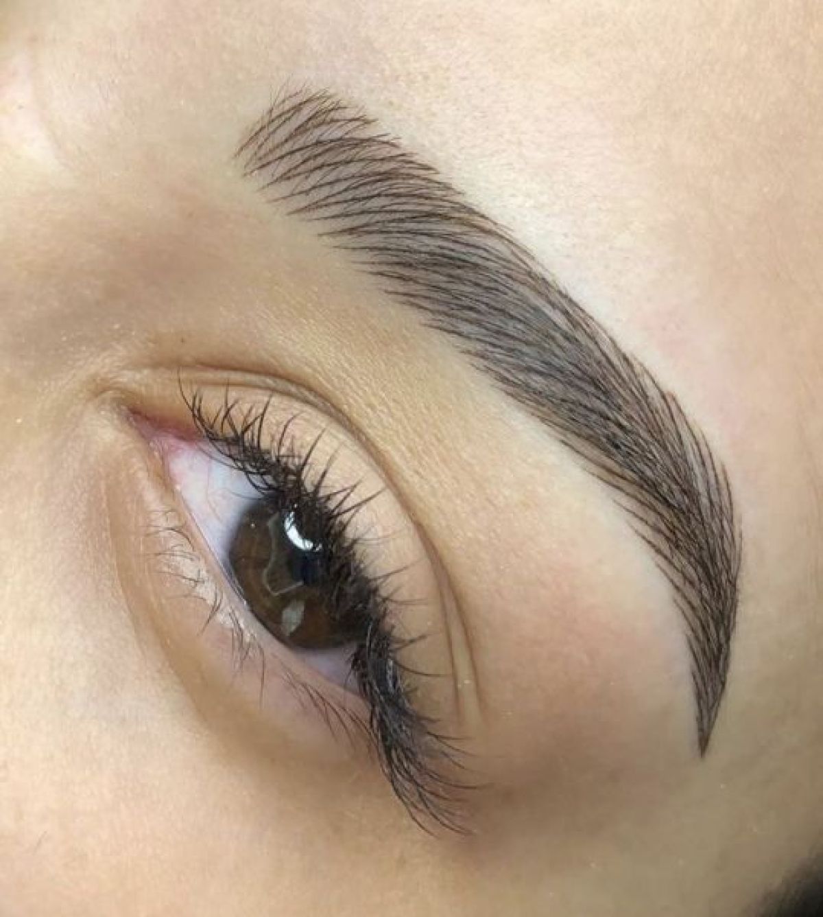 Microblading/Microshading à Elbeuf (76) Par Nazika - Estheca