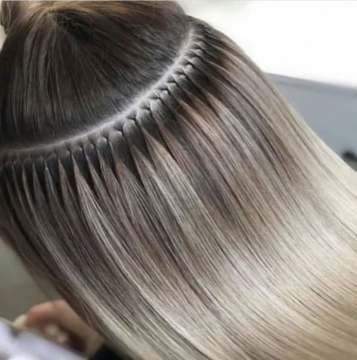 Pose extensions de cheveux  à Arc-sur-Tille (21) Par Linda - Estheca