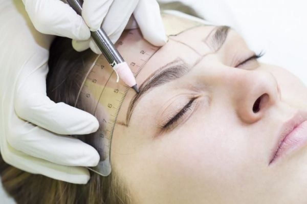 MicroBlading sourcils à Saint-Étienne (42) Par Zahira - Estheca