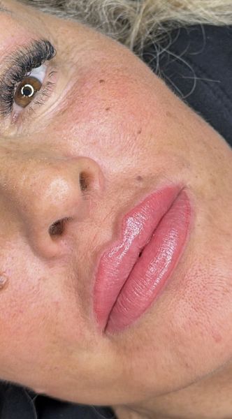 À Noisy-le-Grand | Maquillage permanent (candy lips) | Les meilleures esthéticiennes
