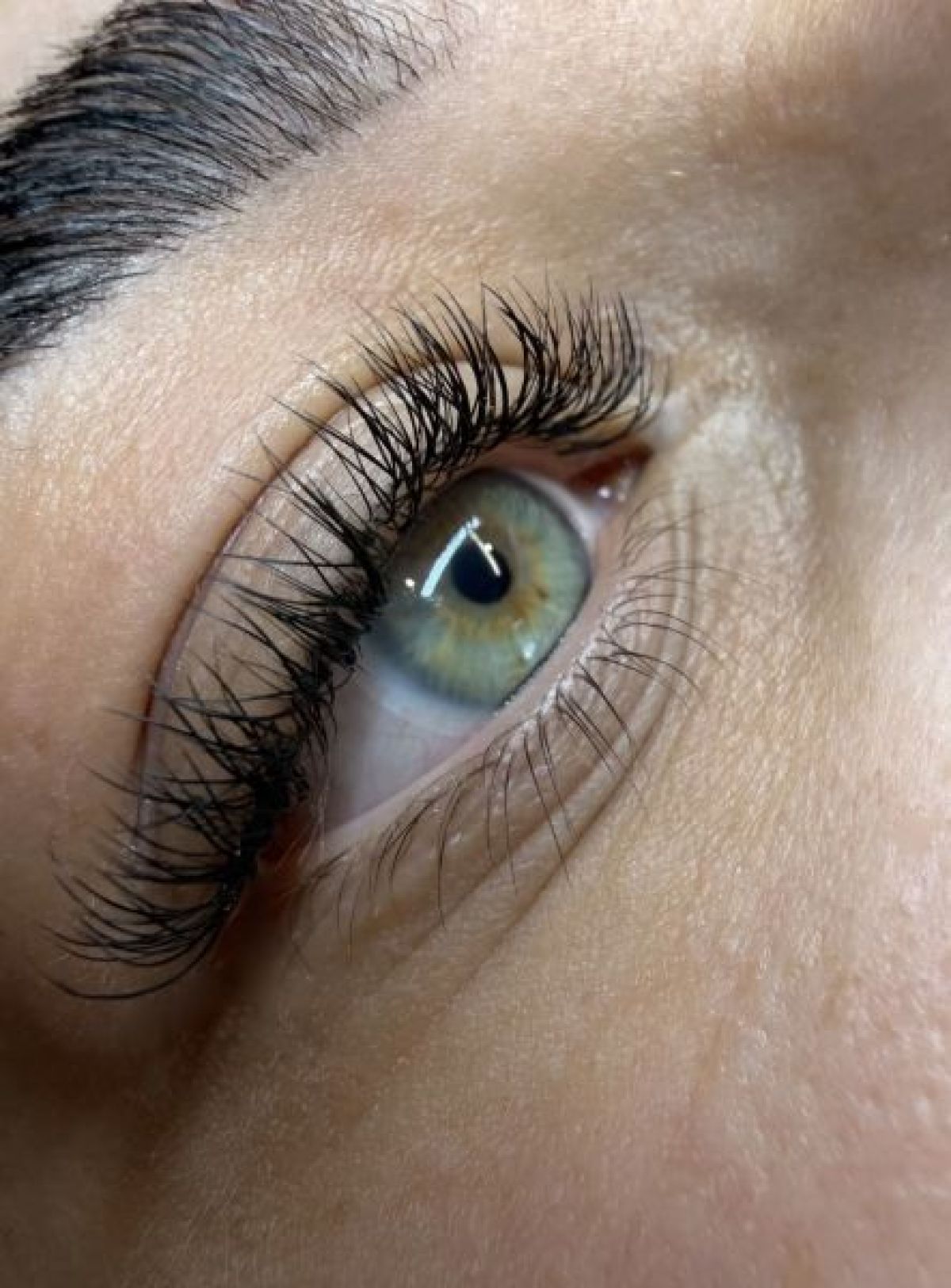 Extension de cils à Lattes (34) Par Lana - Estheca