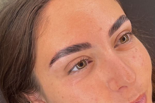 À Toulon | Brow Lift (Rehaussement de sourcils) | Les meilleures esthéticiennes