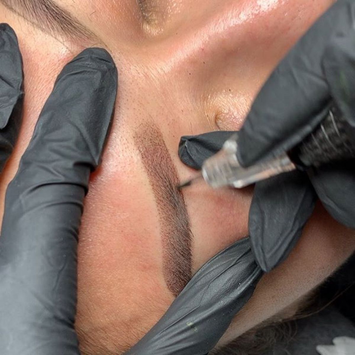 MicroBlading sourcils à Plaisance-du-Touch (31) Par Mathilde - Estheca