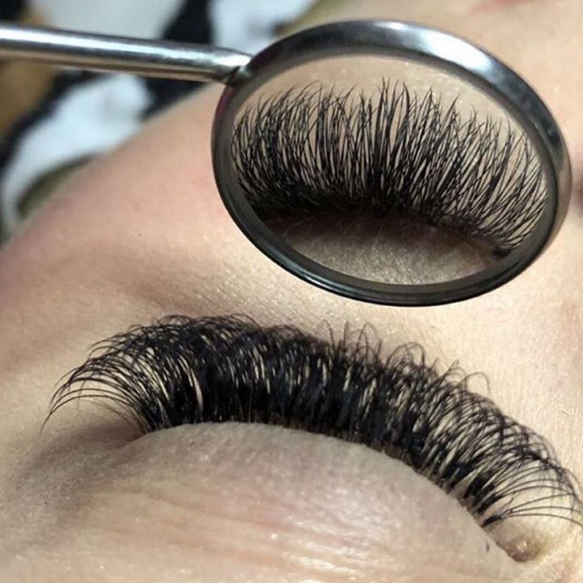 Extensions de cils à Venelles (13) Par Véronique - Estheca