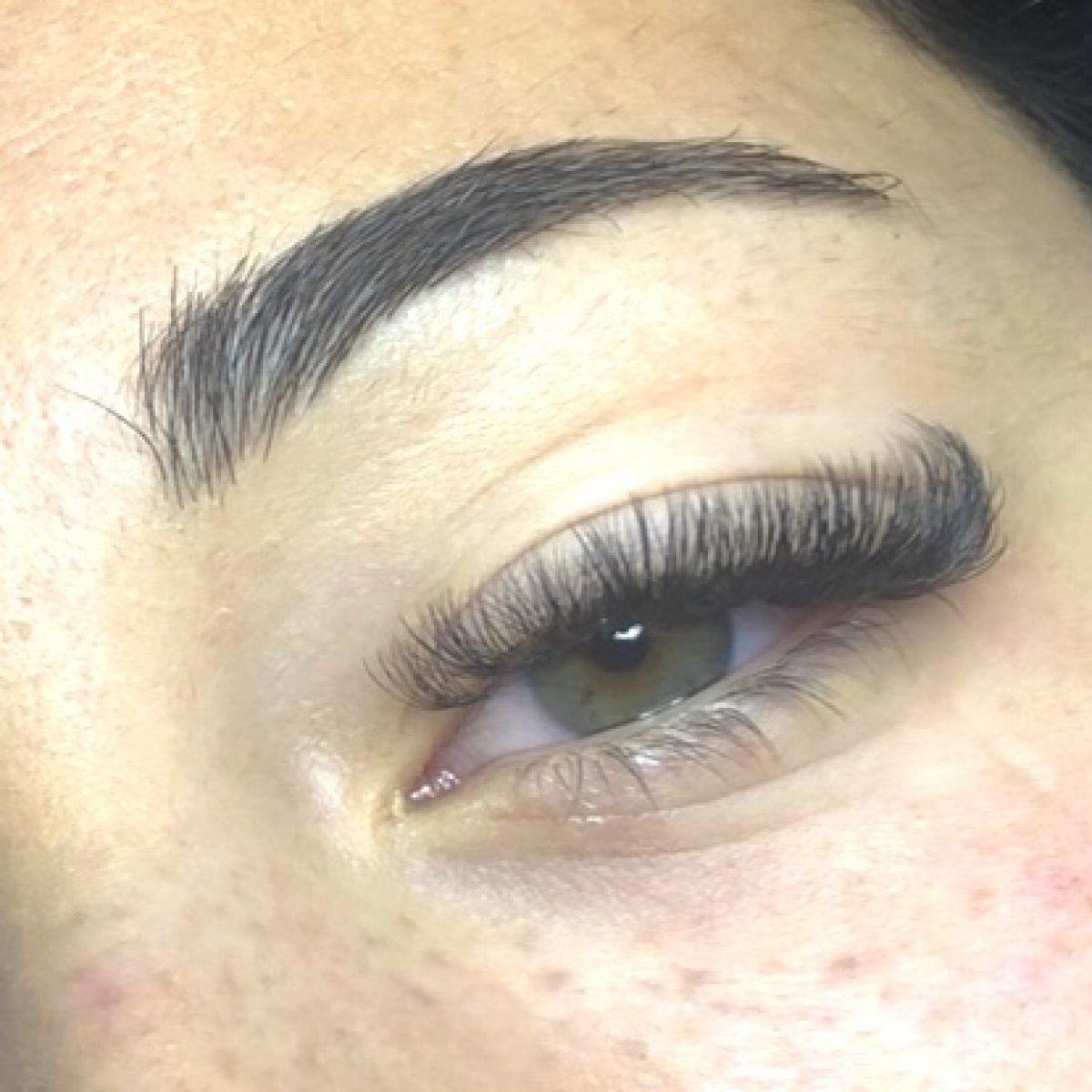 Extension de cils à Saint-Maur-des-Fossés (94) Par Celia - Estheca
