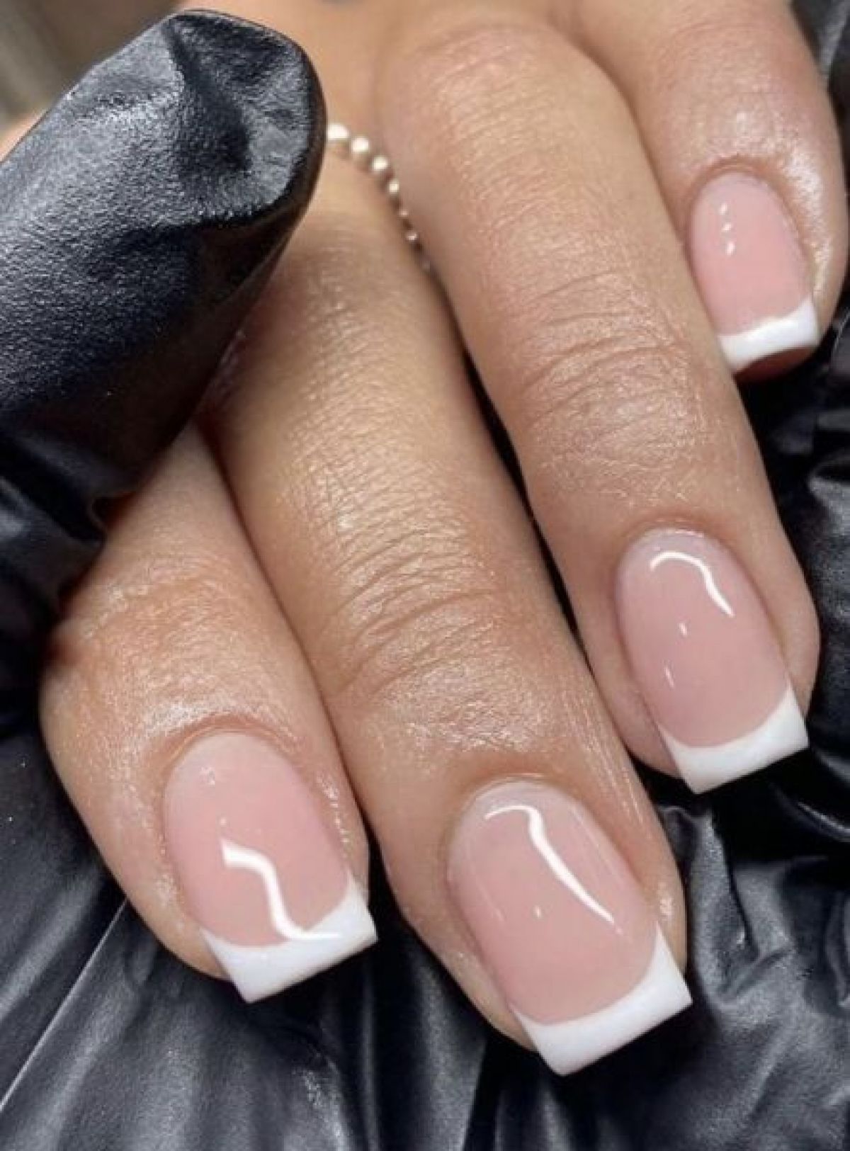 Manucure - Pédicure / Gel x vernis / Gel x French à Juvisy-sur-Orge (91) Par Mounia - Estheca
