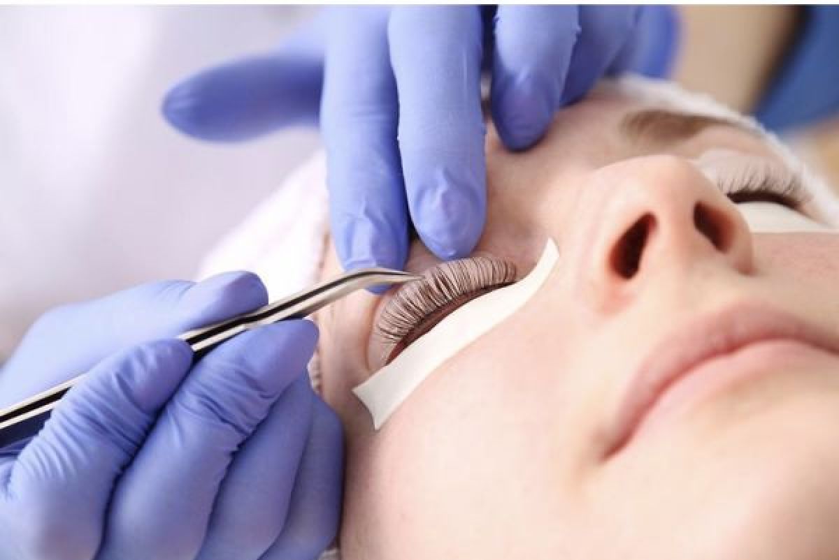 Réhaussement de  cils à Tourcoing (59) Par Anne - Estheca