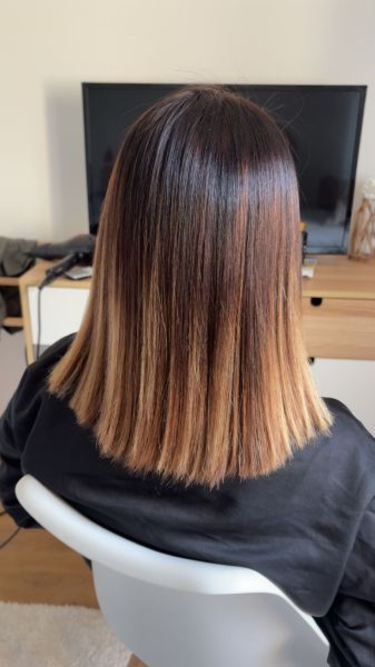 Lissage Brésilien au miel du Yémen  à Nanterre (92) Par Lilou - Estheca