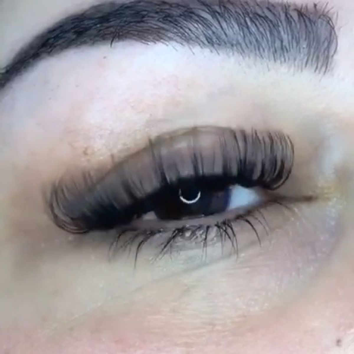 Extensions de cils à Villeneuve-d'Ascq (59) Par Lucie - Estheca