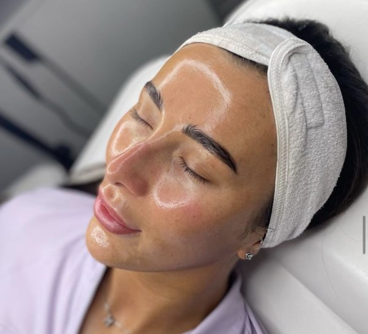 Skin Korean à Clichy-sous-Bois (93) Par Farah - Estheca