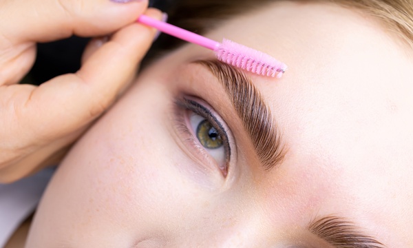 À Vert | Browlift (rehaussement de sourcils) | Les meilleures esthéticiennes