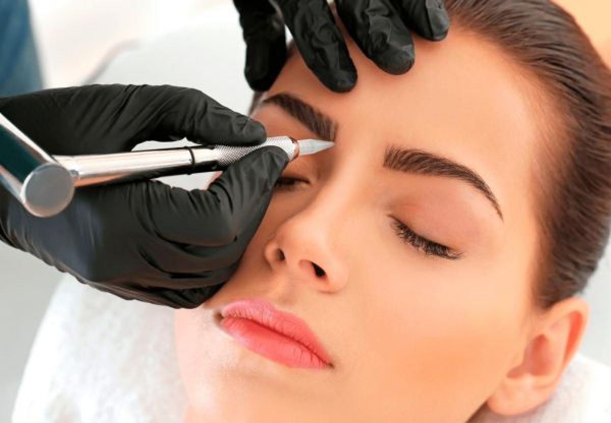 Microblading / Microshading à Tours (37) Par Claudia - Estheca