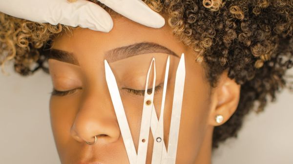 À Courbevoie | Formation Microshading / Microblading | Les meilleures esthéticiennes