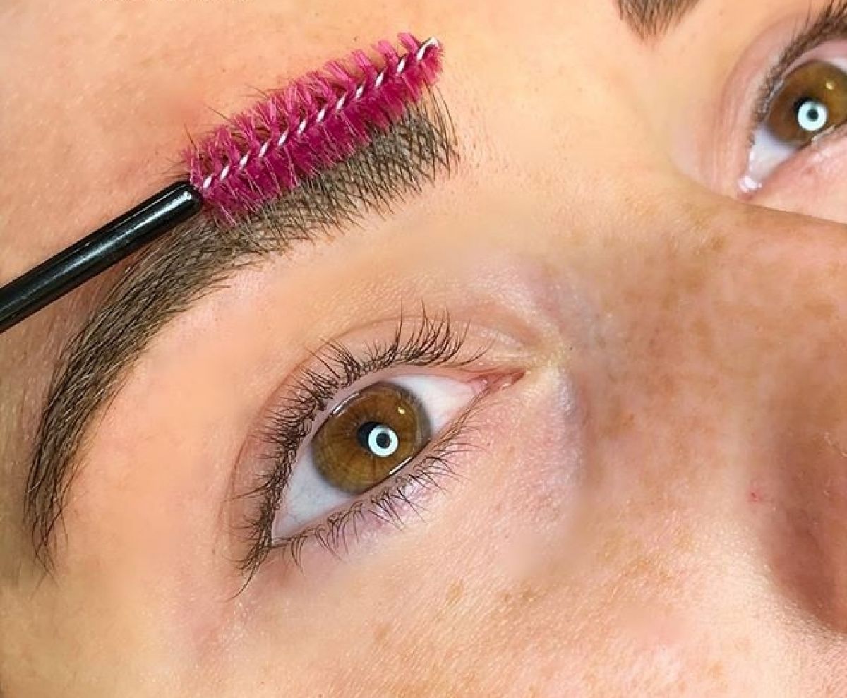 MicroBlading sourcils à Calais (62) Par Stéphanie - Estheca