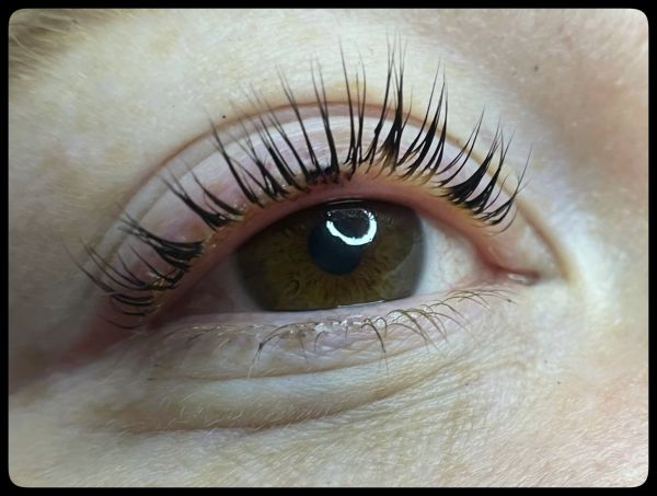 À Le Havre | Rehaussement de cils | Les meilleures esthéticiennes