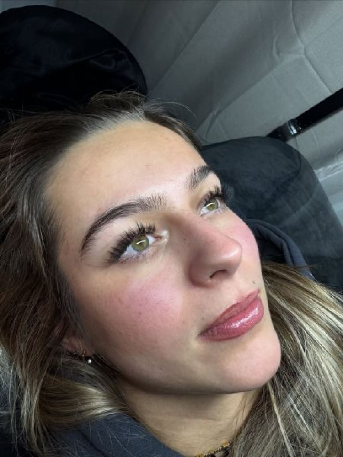 Extension de cils à Gragnague (31) Par Julia - Estheca