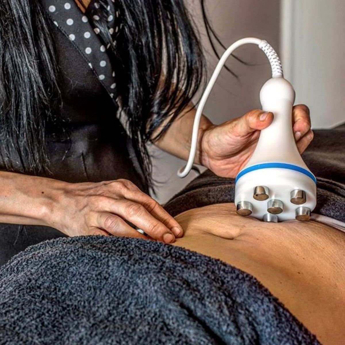 Radio fréquence - Lipocavitation à Villejuif (94) Par Sandy - Estheca