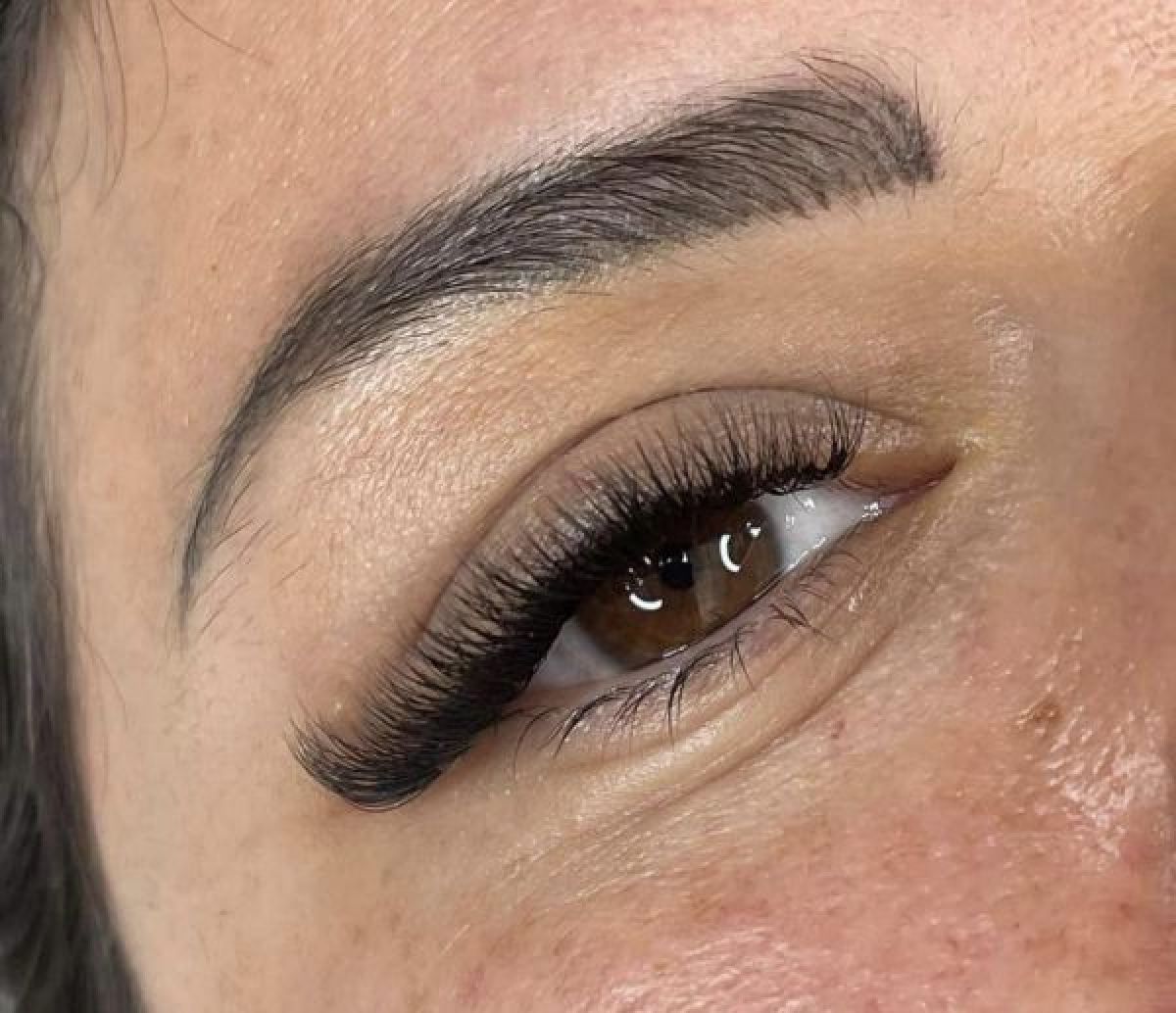 Extension de cils à Chennevières-sur-Marne (94) Par Leila - Estheca