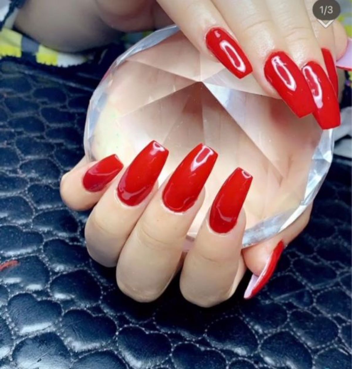 Capsule gel à Lyon (69) Par Souhila - Estheca