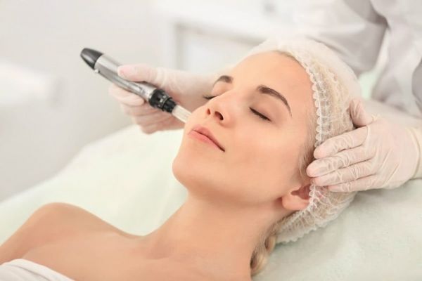 À Nantes | MicroNeedling BB Glow | Les meilleures esthéticiennes