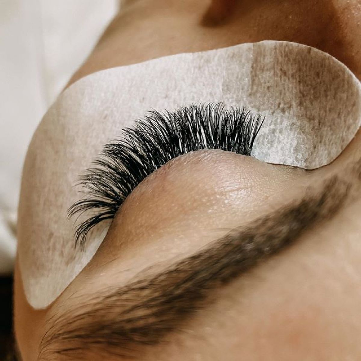 Extensions de cils à Pfastatt (68) Par Camille - Estheca