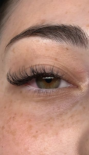 À Noisy-le-Grand | Extension de cils | Les meilleures esthéticiennes