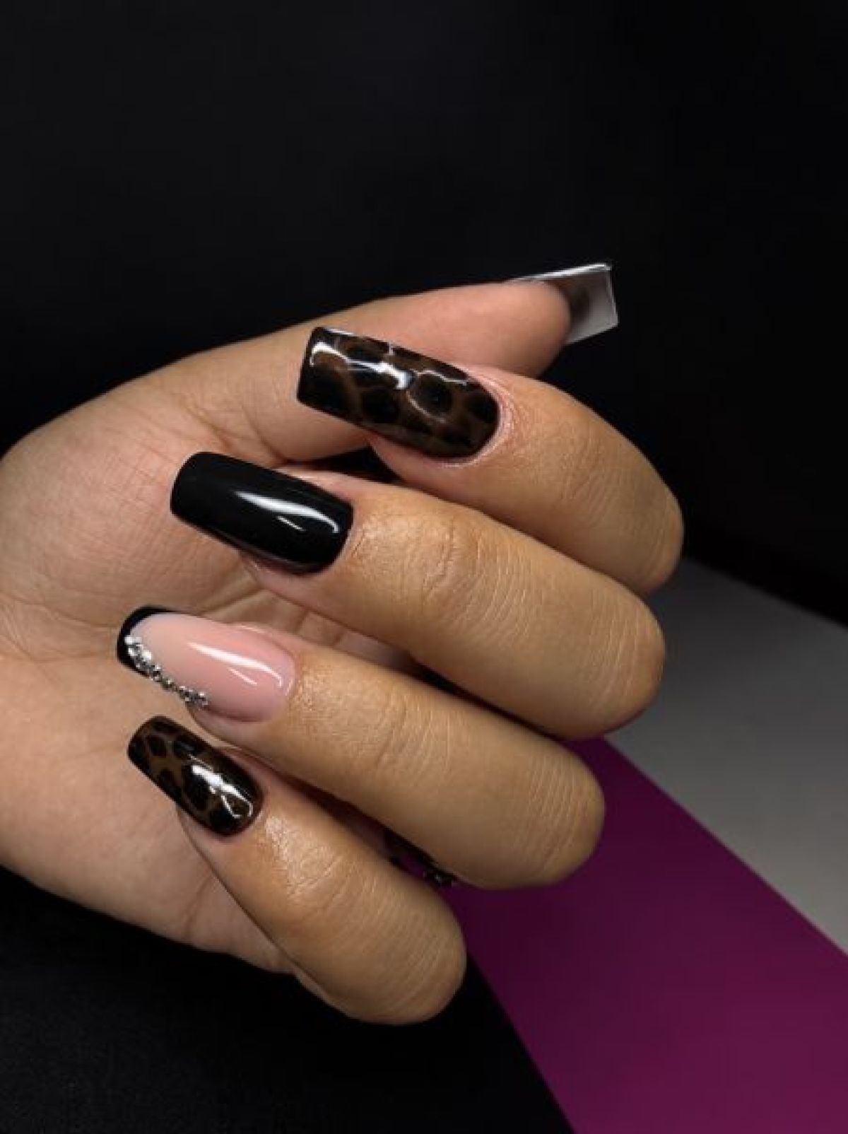 Ongle à Cenon (33) Par Laury - Estheca