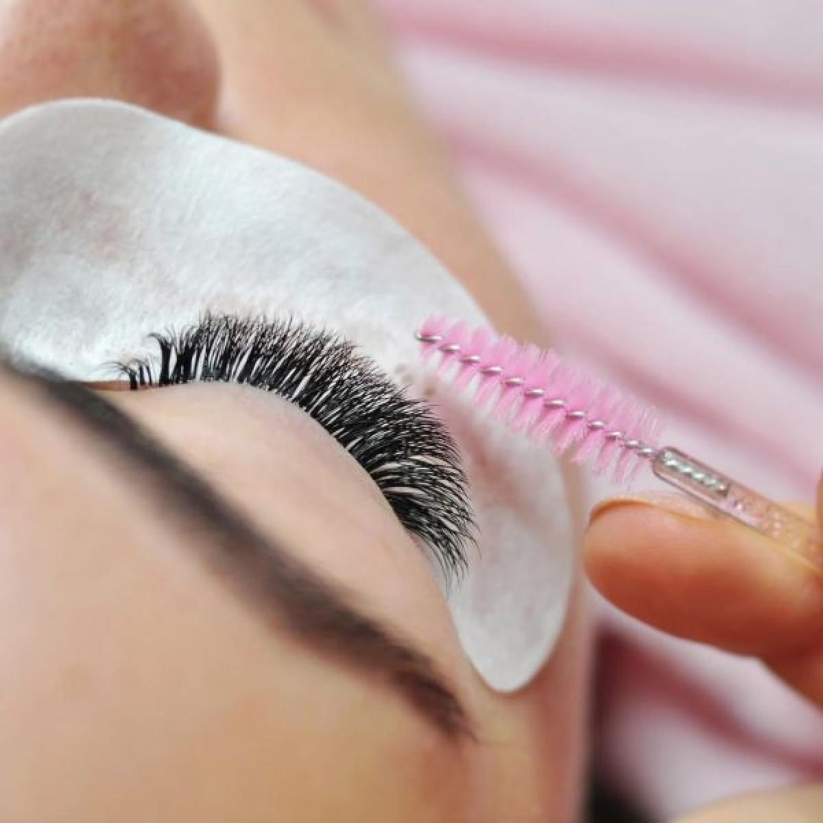 Extension de cils à Rombas (57) Par Lea - Estheca