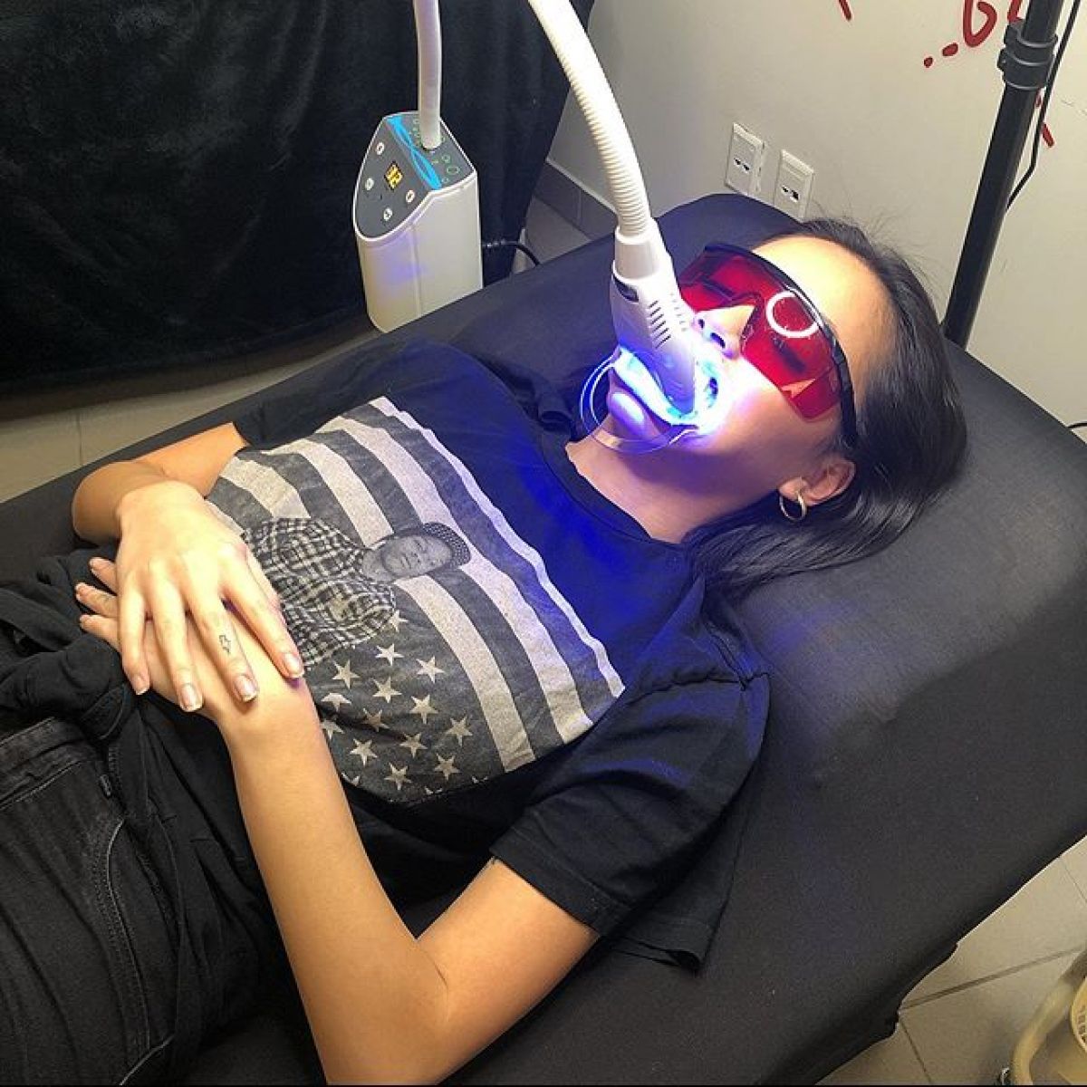 Blanchiment dentaire Professionnel à Gagny (93) Par Mélanie - Estheca