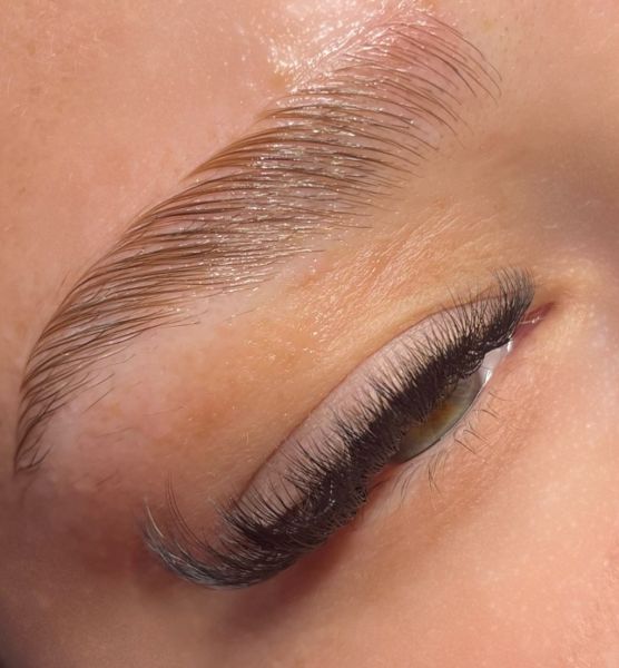À Sainte-Marie-aux-Chênes | Browlift | Les meilleures esthéticiennes