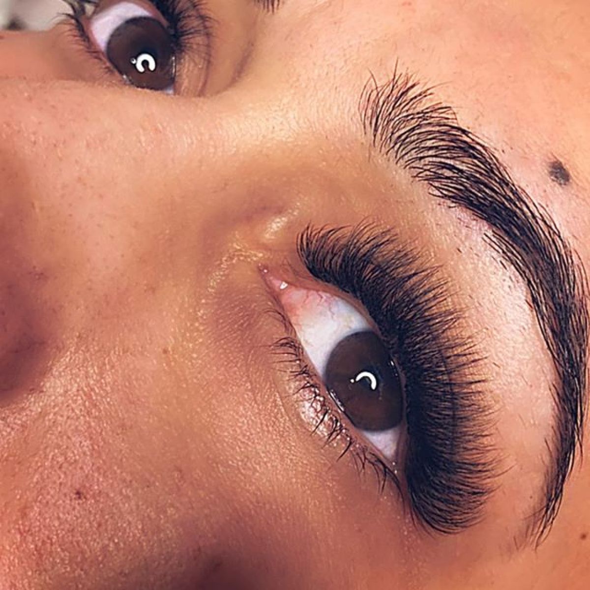 Extensions de cils à Sorinières (44) Par Laure - Estheca