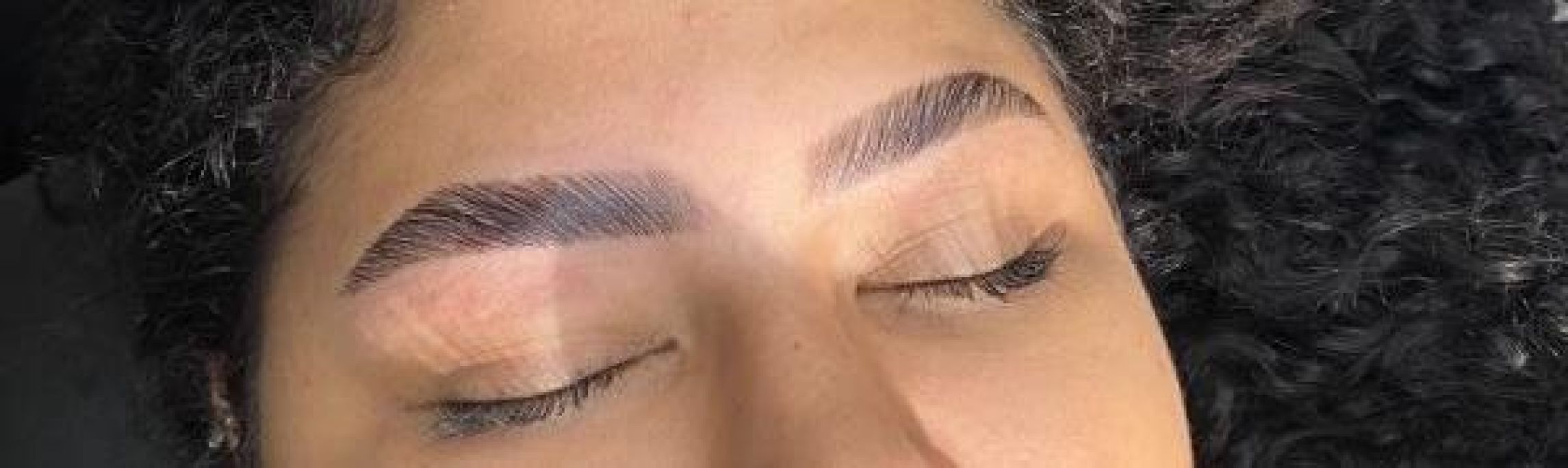 Browlift à Puteaux (92) Par Alessandra - Estheca